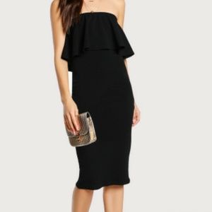 Black sleeveless dress